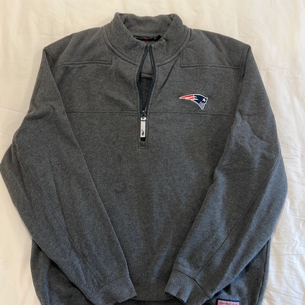 Vineyard Vines Patriots 1/4 zip sweatshirt size Large